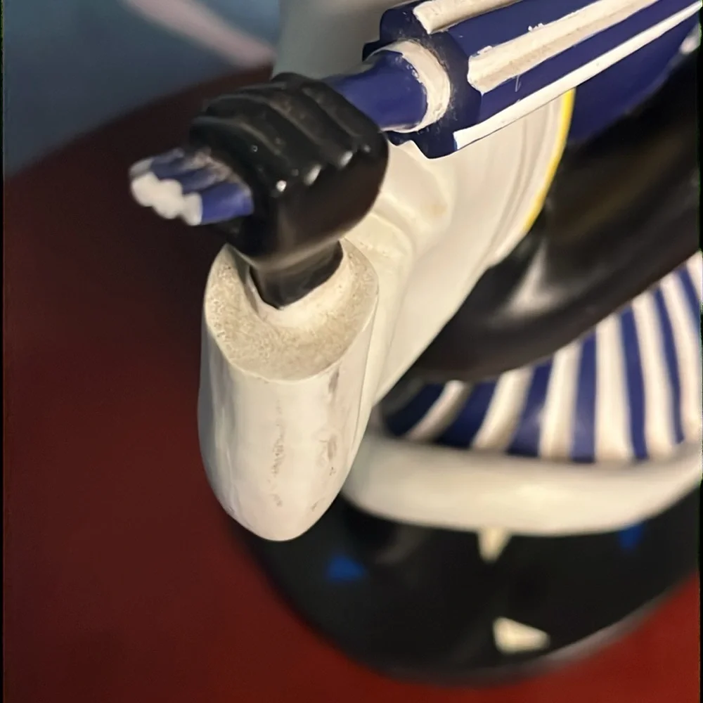 Ty Wilson Lindy Hop Figurine - Picture 6 of 9